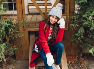 Sleigh Your Christmas Look: Holiday Fashion Must-Haves