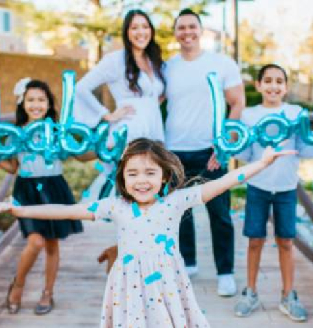 How SneakPeek Brings Gender Reveal Joy to Expecting Parents Sooner!