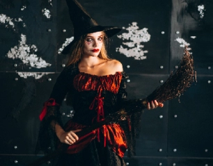 Spooky Style: Halloween Fashion Essentials