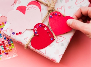 DIY Valentine's Day: Handmade Gifts That Speak from the Heart